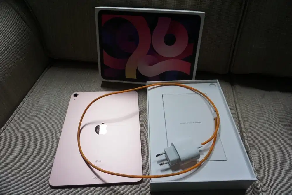 iPad Air 4 256 GB Wi-Fi Only Rose Gold