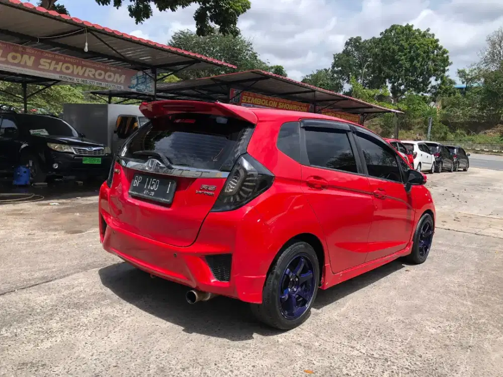 HONDA JAAZ RS AUTOMETIC PAJAKHIDUP STNK BPKB LENGKAP PEMAKAIAN PRIBADI