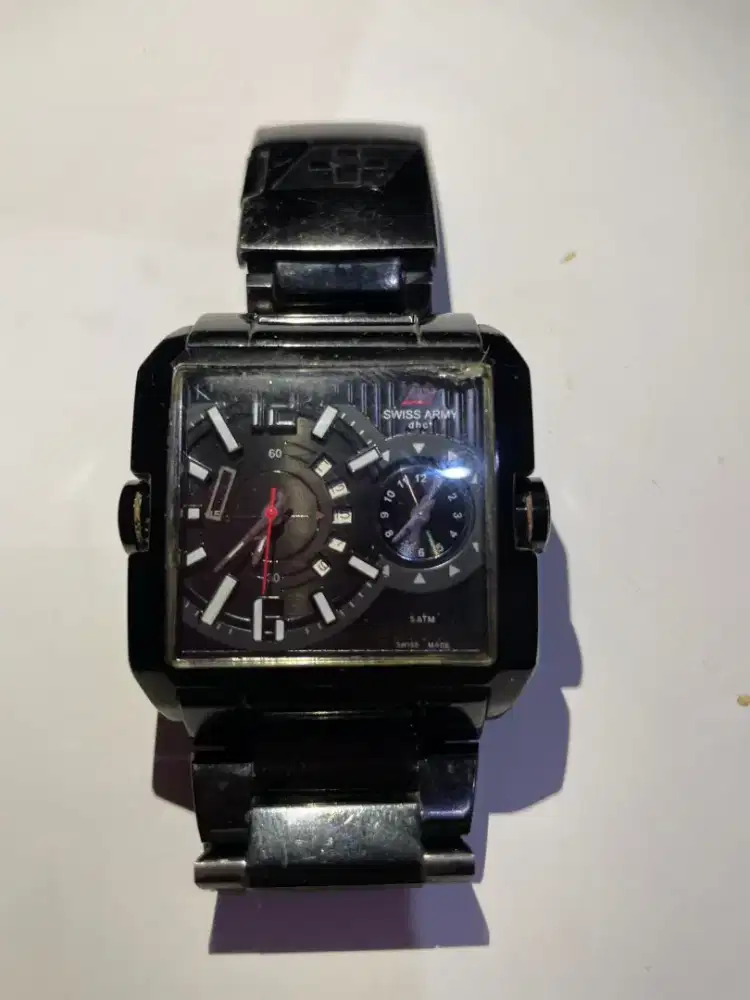 Swiss Army Dual Time Black Edition – Fresh Service (Baterai Baru!)