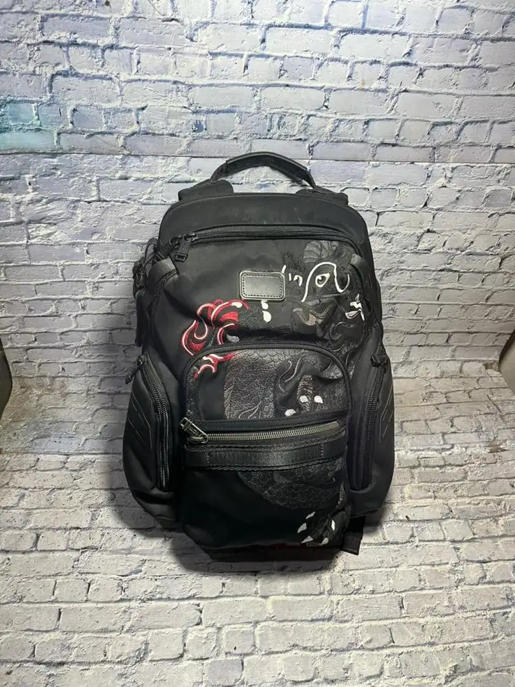 Rangsel tumi naga pria