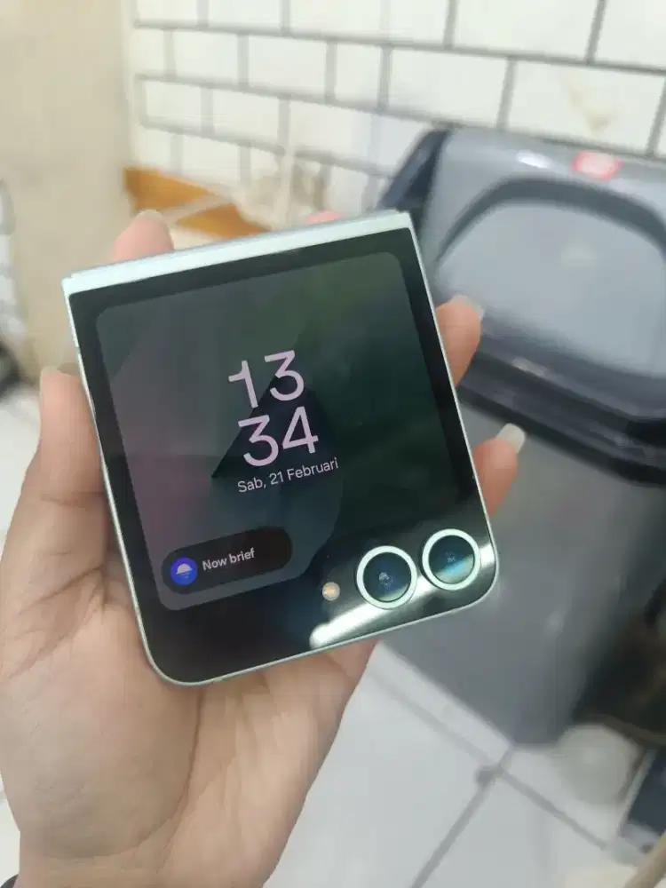 Samsung z flip 6 12/256 sein
Fullset
Mulus