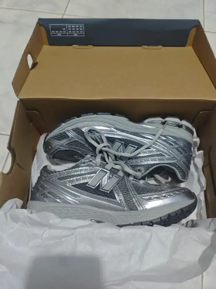 DI Jual Sepatu New Balance 1906R UK 8/ EU 41,5