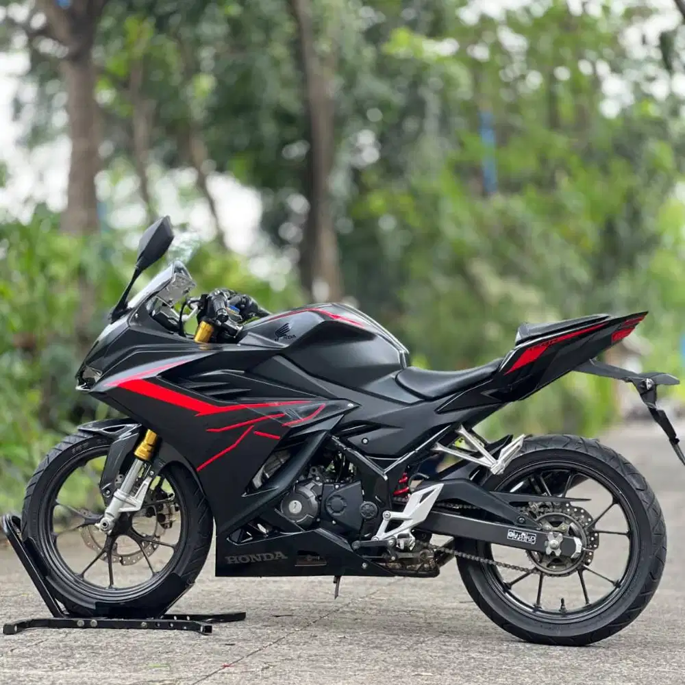 HONDA NEW CBR 150R NON ABS 2021 BLACK KM LOW PAJAK PANJANG RASA BARU