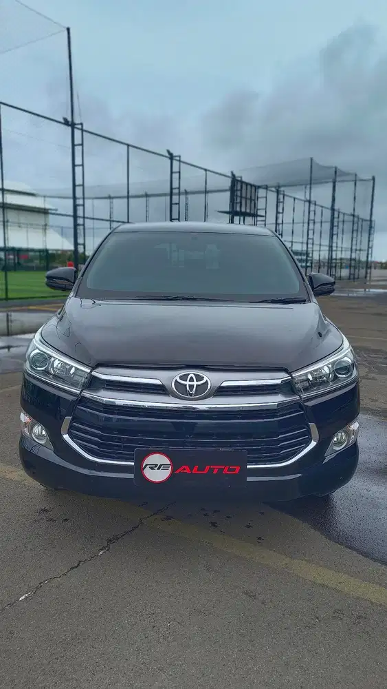 Innova V AT Diesel 2020 hitam