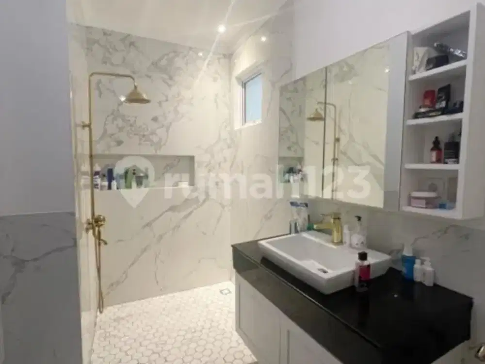 Dijual Rumah Classic Modern Cluster Bellano Gading Serpong