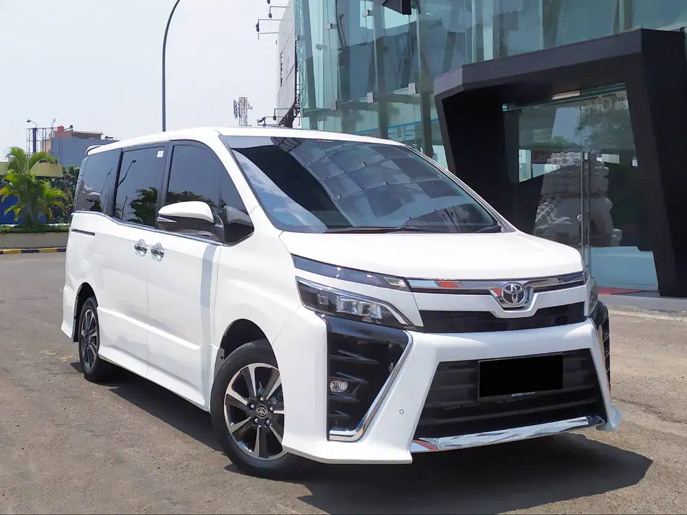 Toyota Voxy SUNROOF 2021