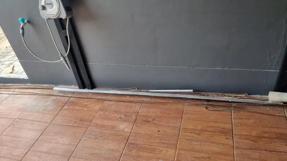 Besi-Besi Utuh dan Sisa