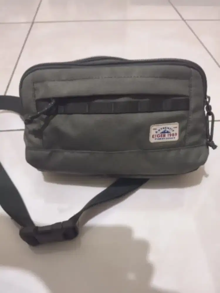 Tas eiger baru salah beli