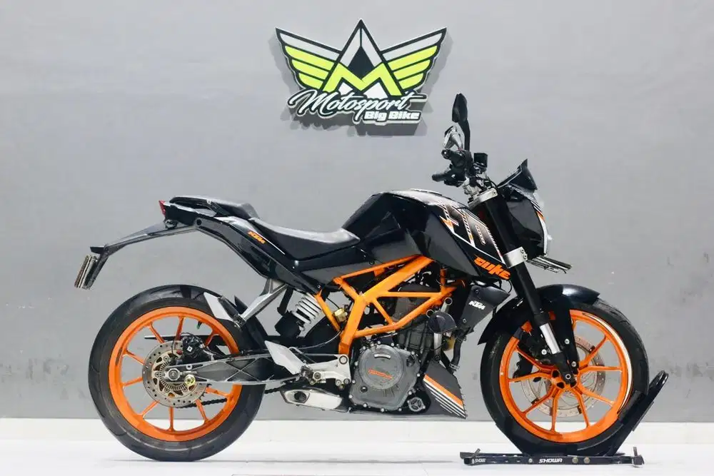 KTM Duke 250 ABS like new Z250 CBR250 MT25 W250