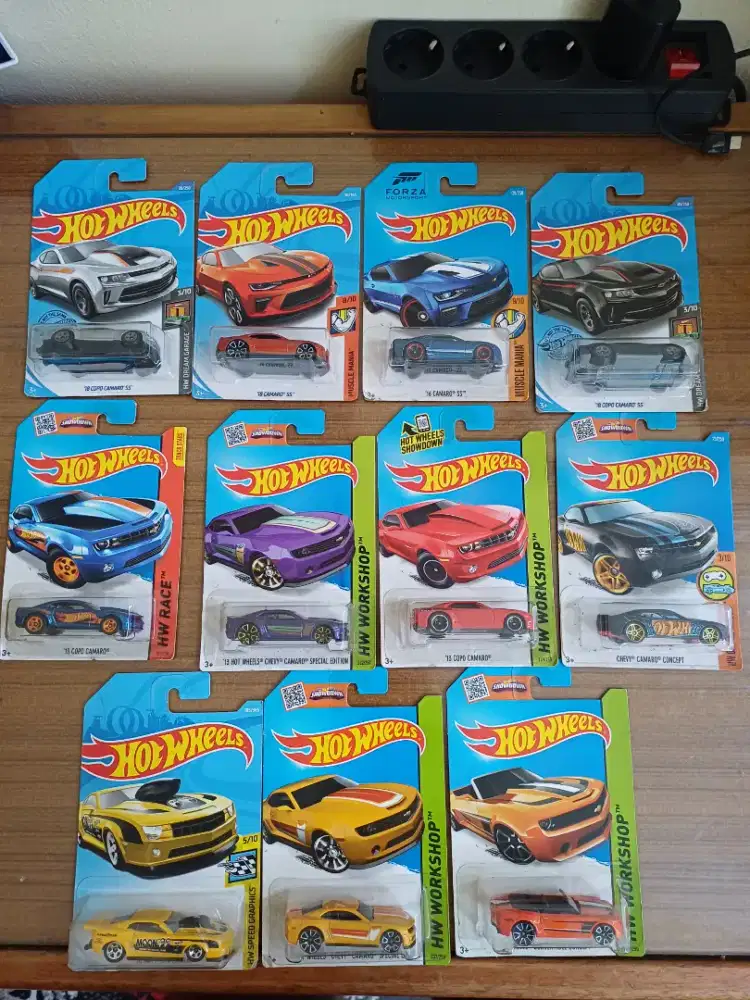 Hotwheels Camaro Series 11 Pcs