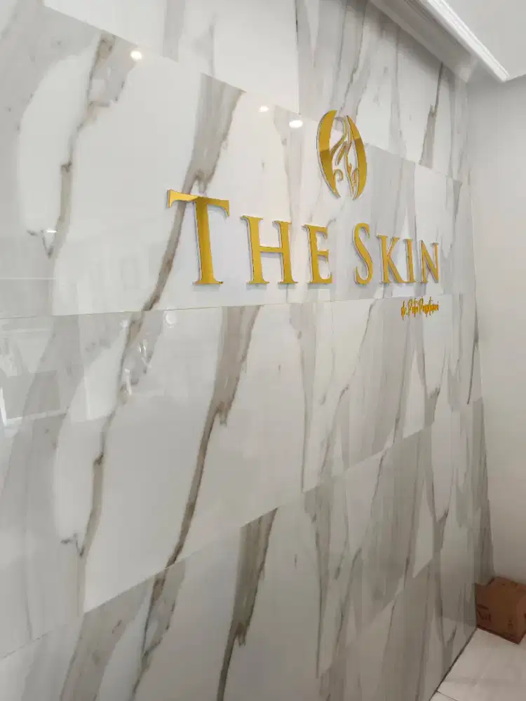 Dibutukkan Terapis Klinik Kecantikan pengalaman