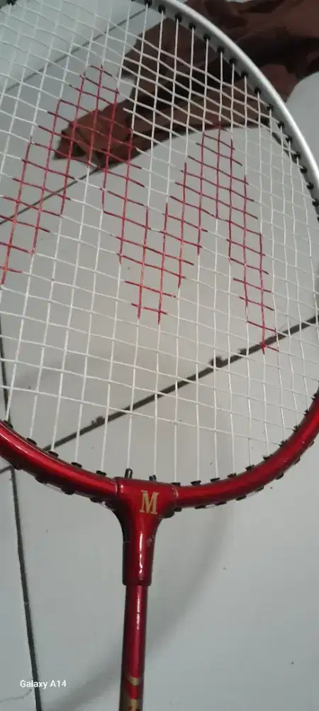 Raket bulu tangkis morris 012.