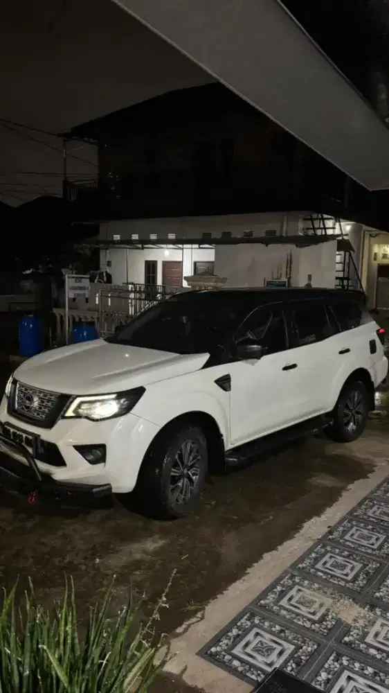 Nissan Terra VL 2.5 AT 4X2 (Diesel)