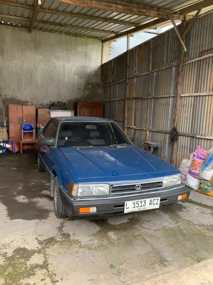 MOBIL ANTIK HONDA EXECUTIVE 85 SANGAT DIRAWAT DAN DISAYANG