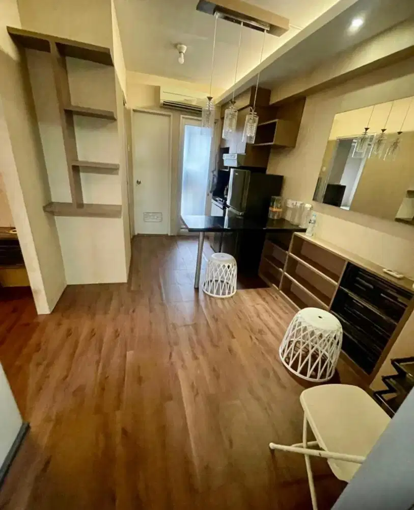 Apart green bay pluit. Disewakan 32 juta/tahun.