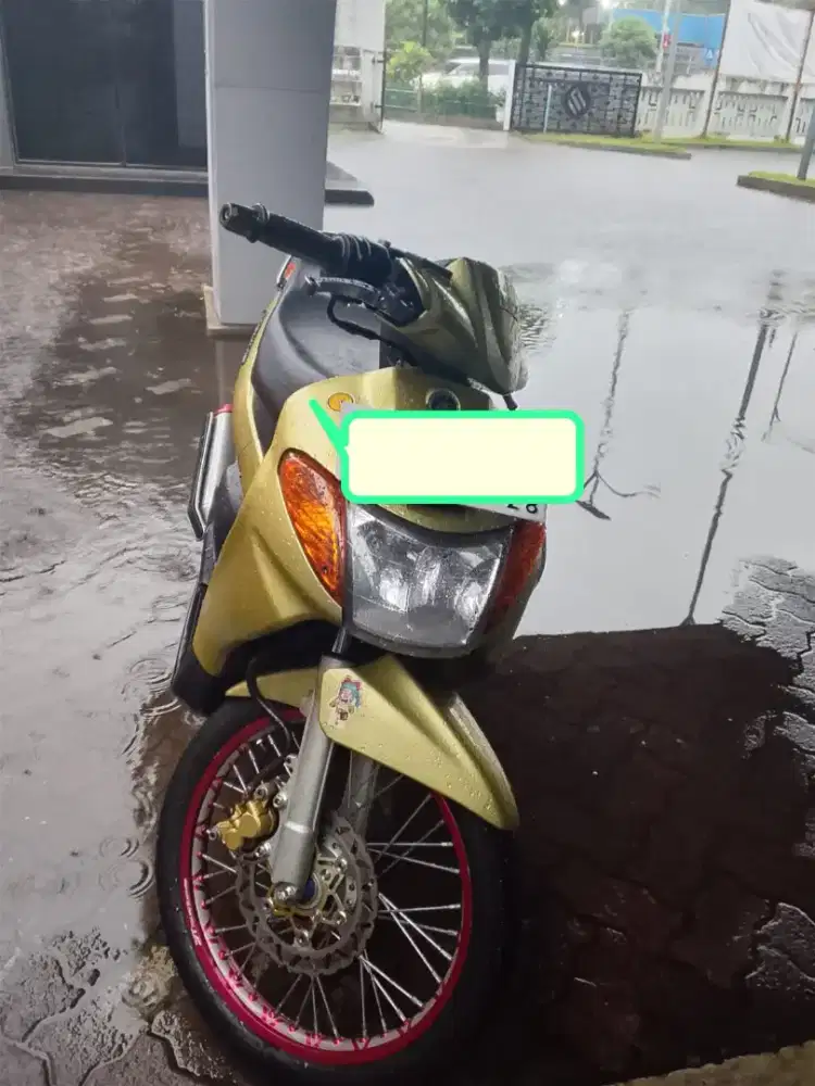 Yamaha nouvo 2002 gold Le