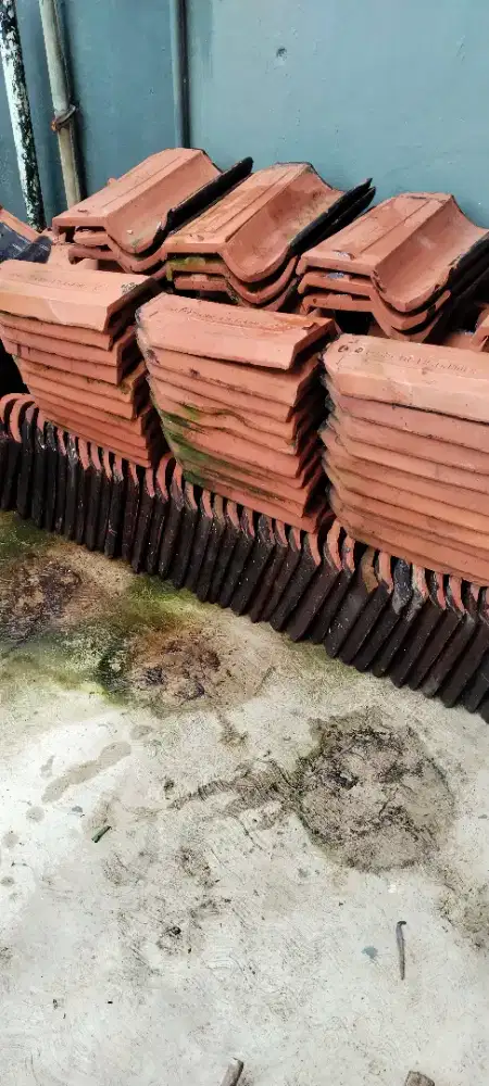 Di jual Genteng keramik