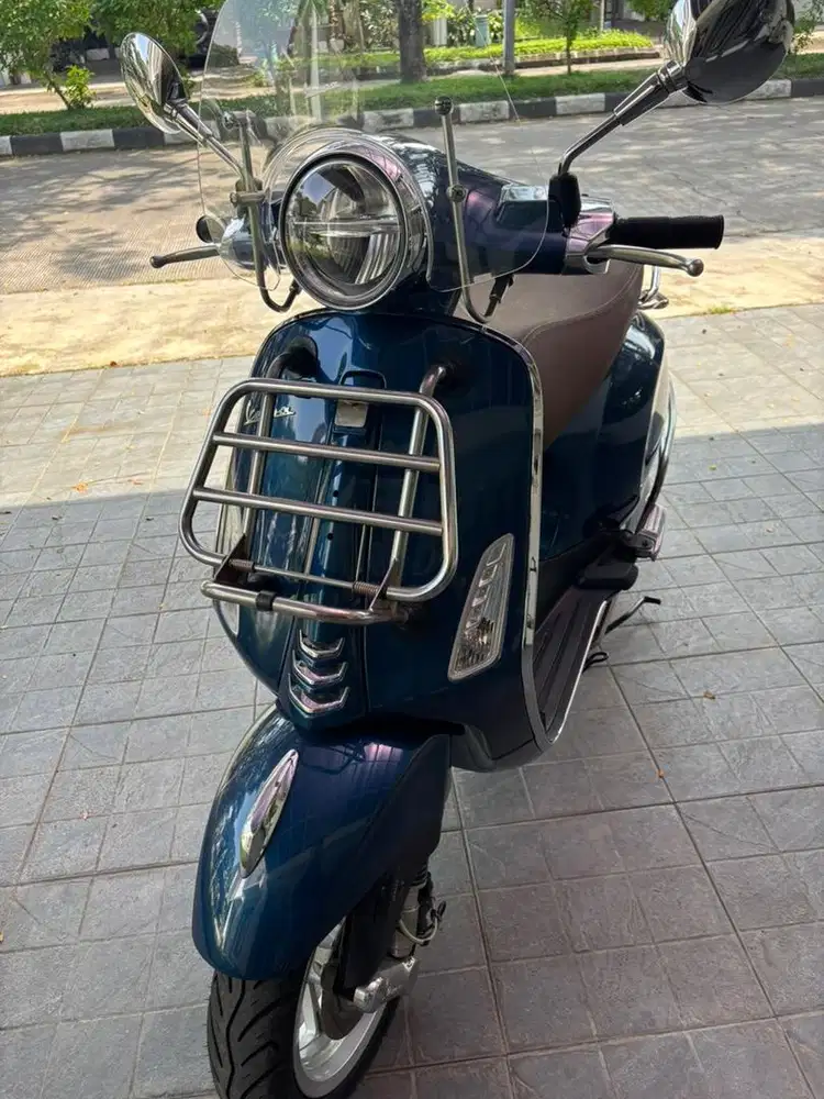 Vespa Primavera super istimewa like a new