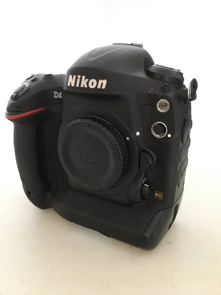 Kamera Profosional Nikon D4 Full Frame Camera DSLR Body Made in Japan