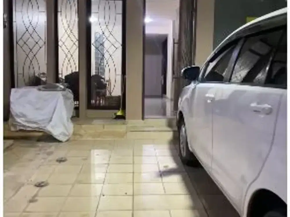 Febh. Disewakan Rumah di Cosmo Lippo Cikarang