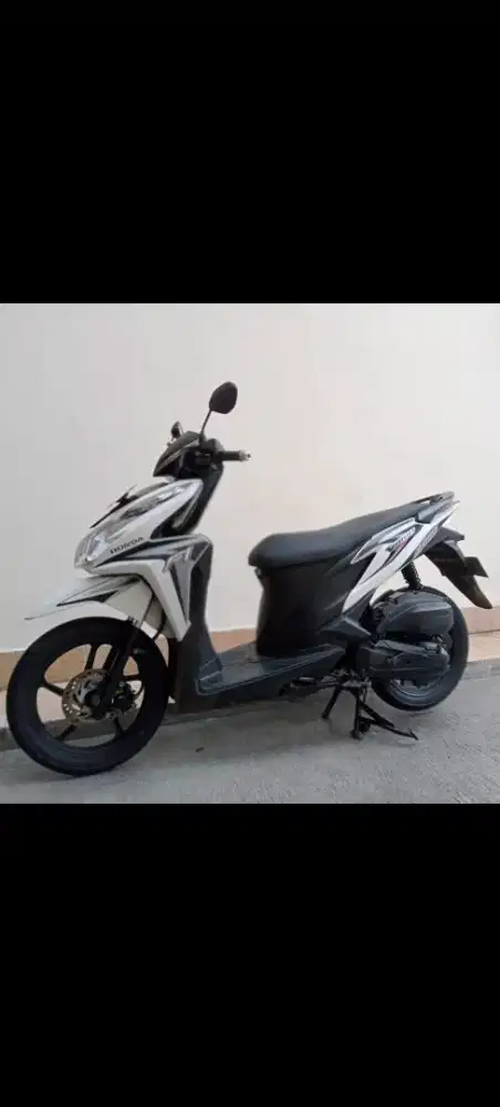HONDA VARIO 125 KZR TAHUN 2014 CASH ONLY