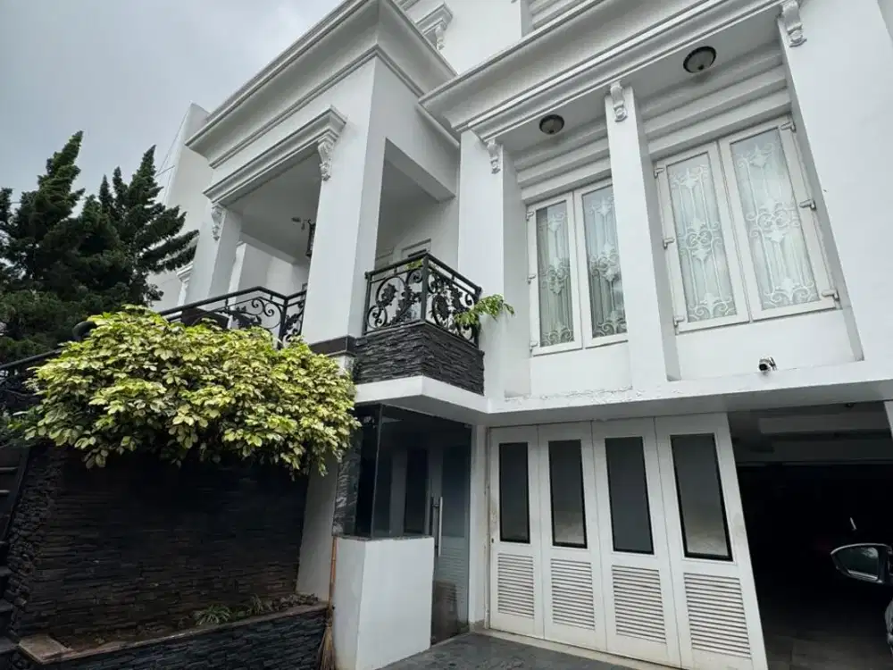 FOR SALE PONDOK INDAH !!! LUXURIOUS MODERN CLASSIC SEMI FURNISHED