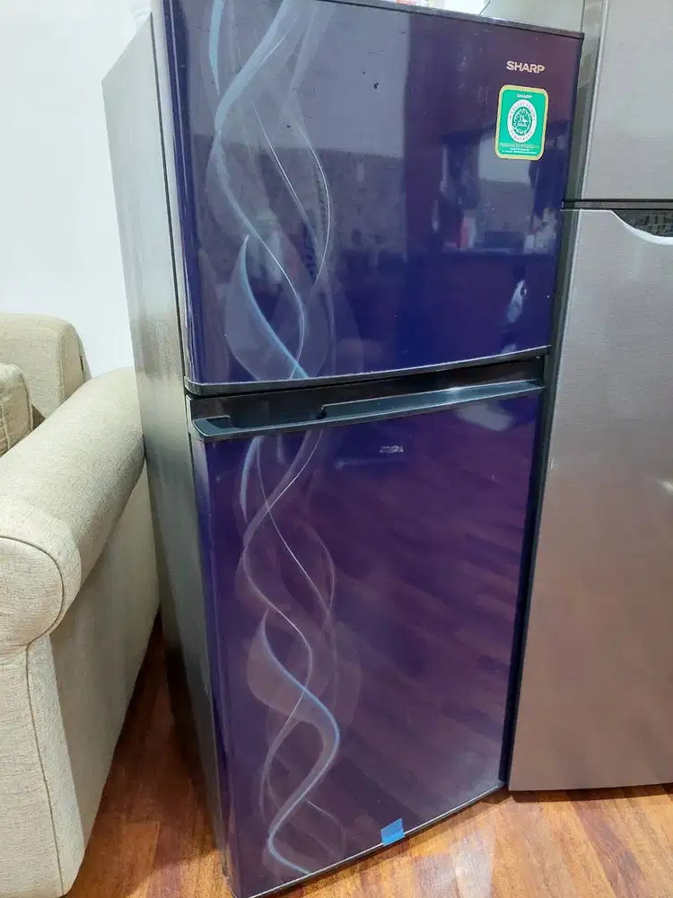 Kulkas Sharp 2 Pintu SJ197ND 172L