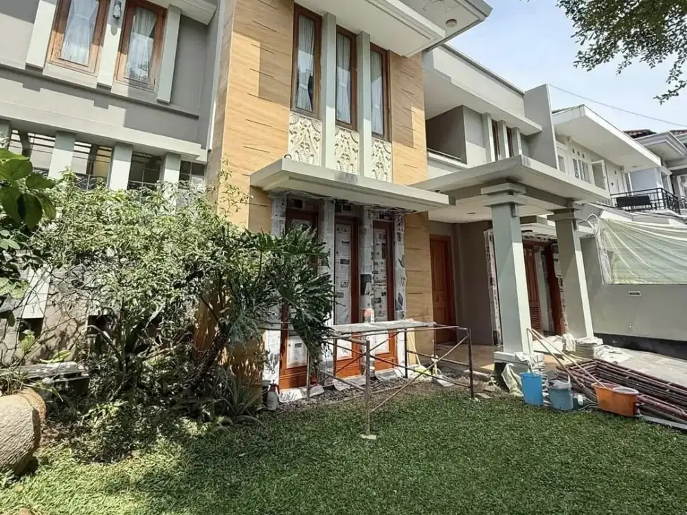 FOR SALE PONDOK INDAH JAKARTA SELATAN  RENOVATED, SIAP HUNI