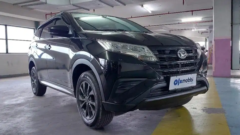 TDP 9,JT, TERMURAH Daihatsu Terios 1.5 X Bensin-AT Hitam 2019