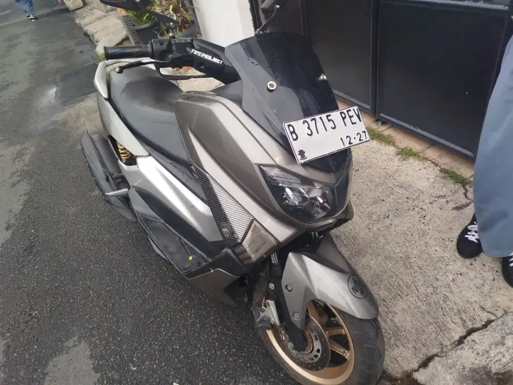 Yamaha NMAX 155cc Non ABS 2017 (Abu-abu)