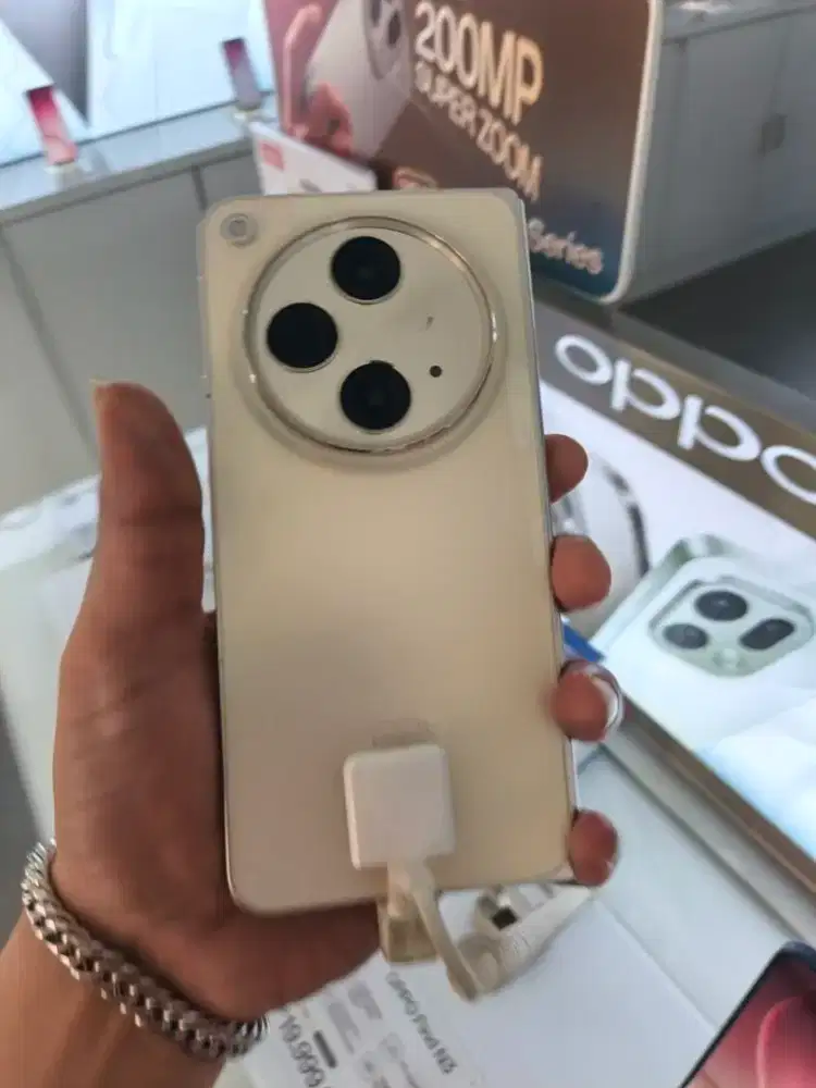 KREDIT OPPO TERMEWAH FIND N3 TANPA DP! BUNGA 0% FREE 2 CICILAN