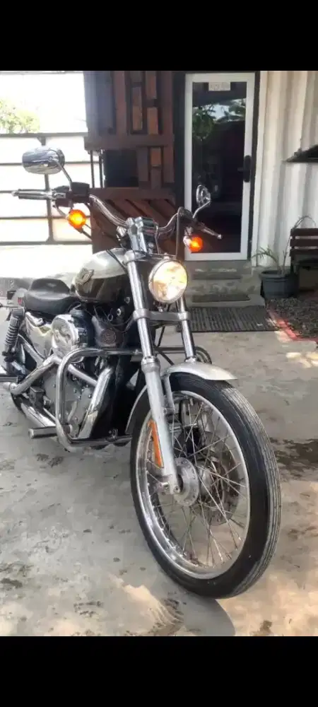 SPORTSTER 883 100 TH ANIV