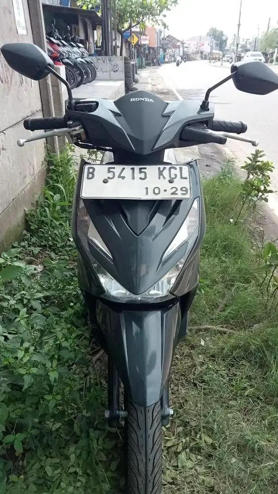 HONDA BEAT DELUXE CBS ISS 2024