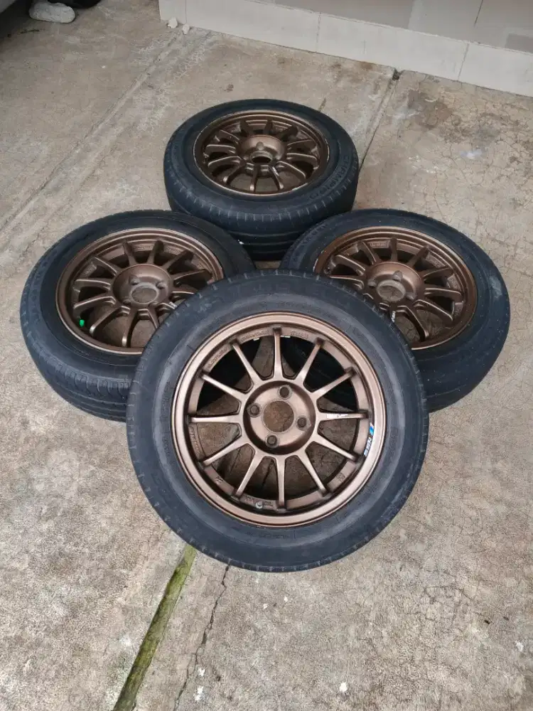 Velg ring 15 ssr type f pcd 4x100 plus ban velg r15