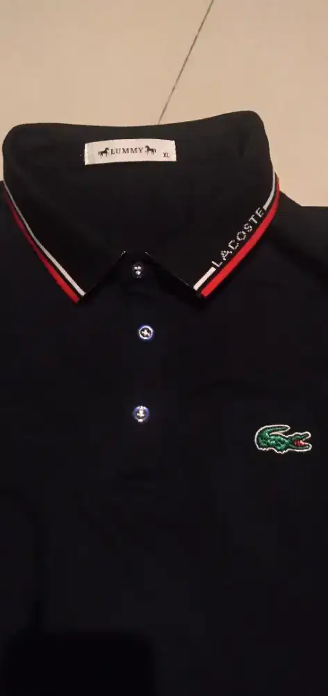 Kaos Pria masih bagus size XL