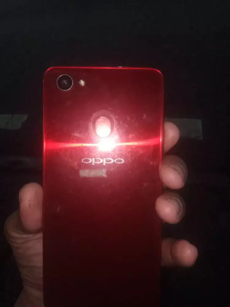 Oppo f7 ram 4 GB gan saya mau jual