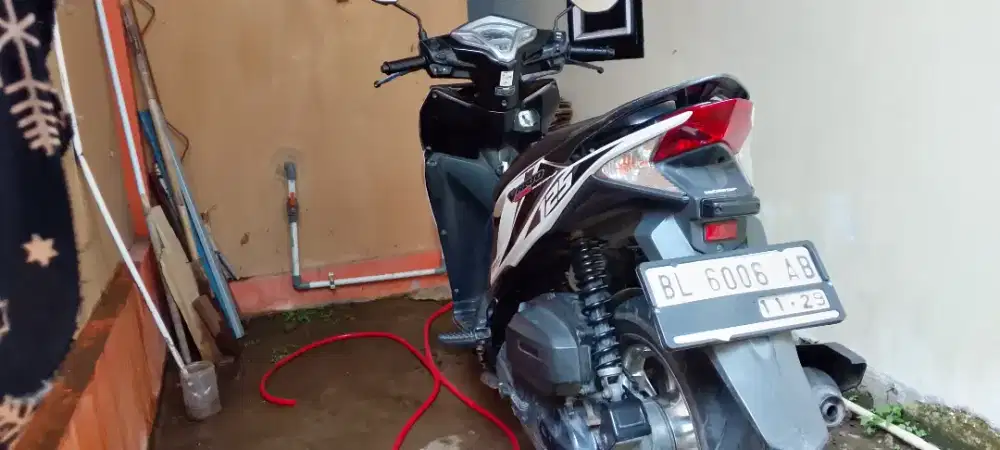 Di jual sepeda motor matic HONDA VARIO