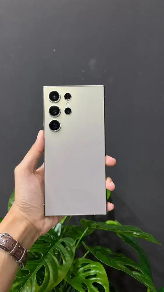 Samsung S24 Ultra 256gb Grey SEIN