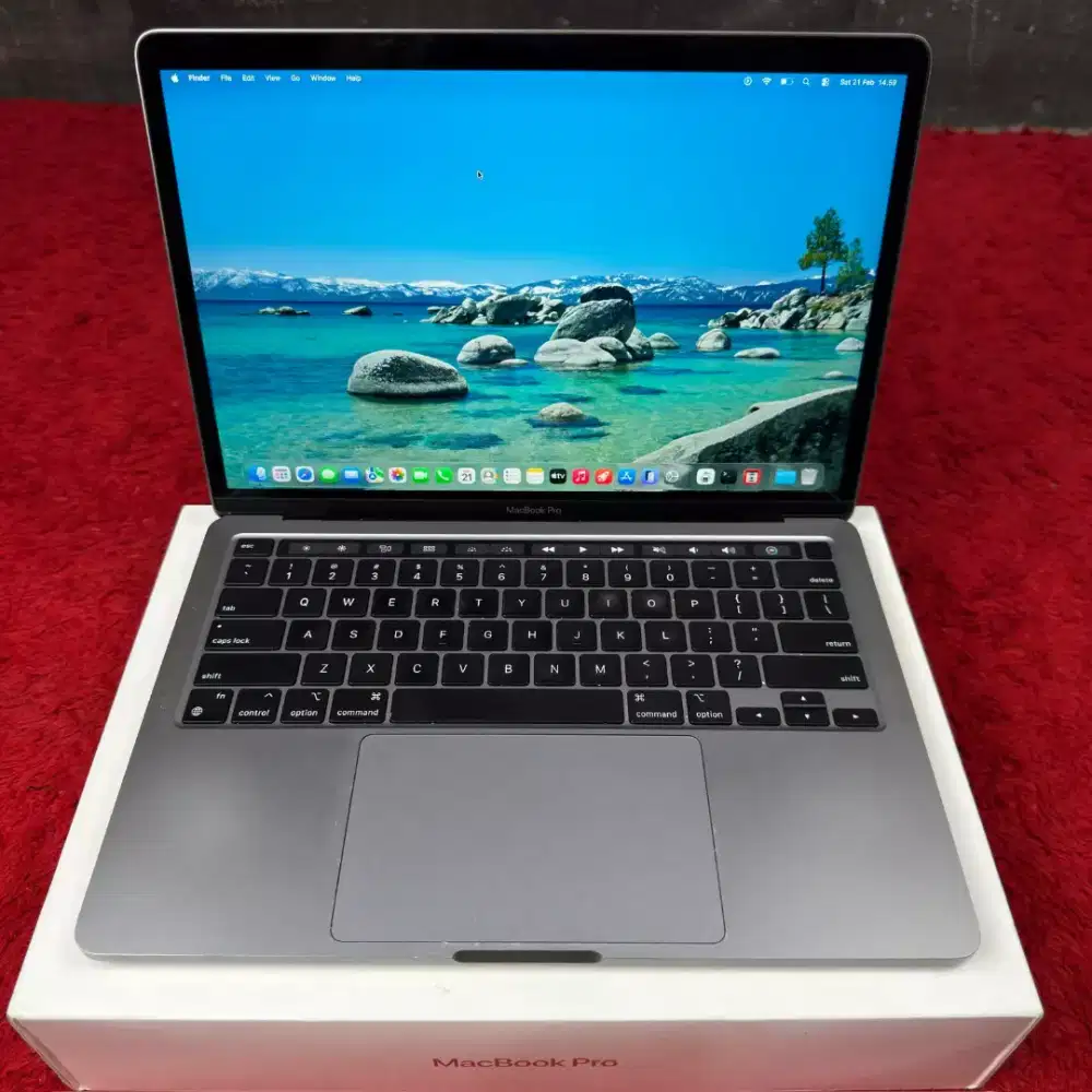 Macbook pro m1 2020 ram 16gb ssd 256gb fullset siap pakai bisa cod