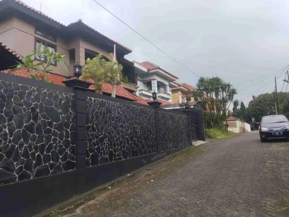 dijual cepat rumah/villa di bukit cipendawa Cipanas Cianjur Jawa Barat