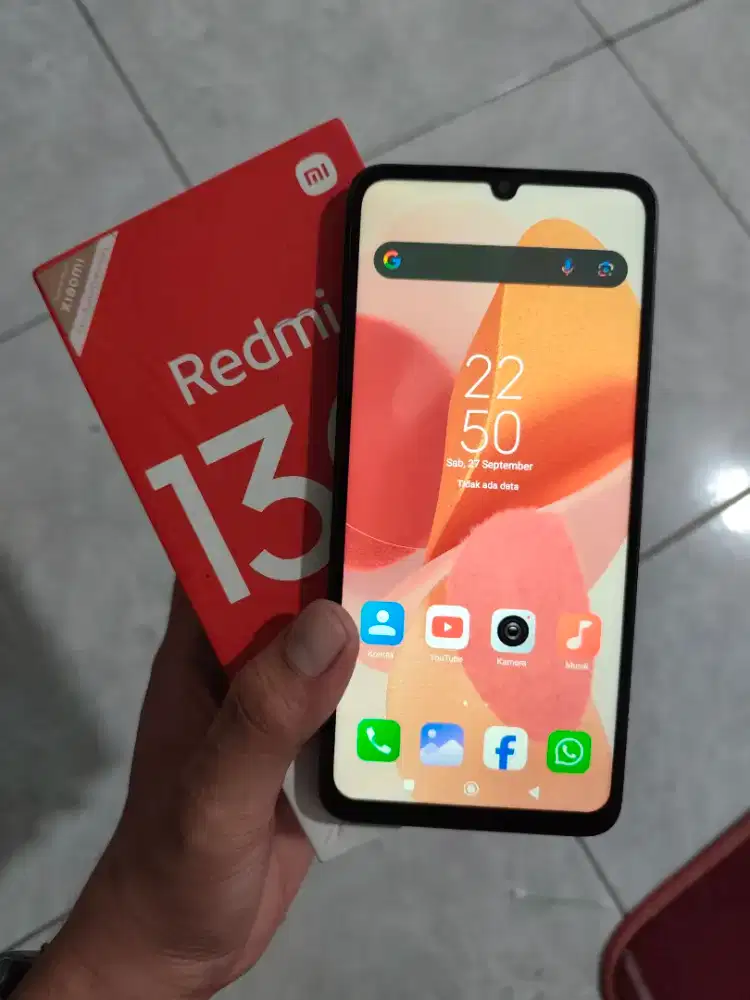 XIAOMI 13C 256GB BLACK LENGKAP MULUS