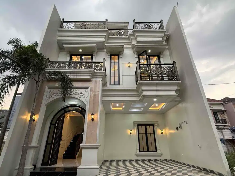 Hunian 3 lantai rooftop, dekat Tol Andara di Jagakarsa