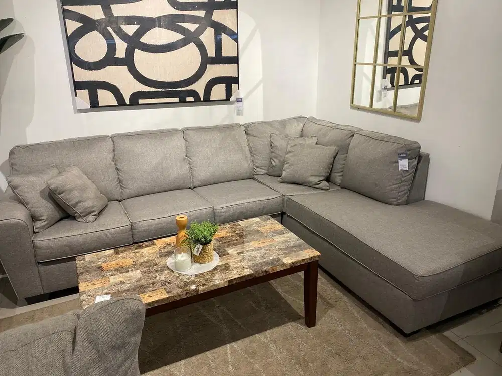 Calicho 7 Sofa Sectional Ashley