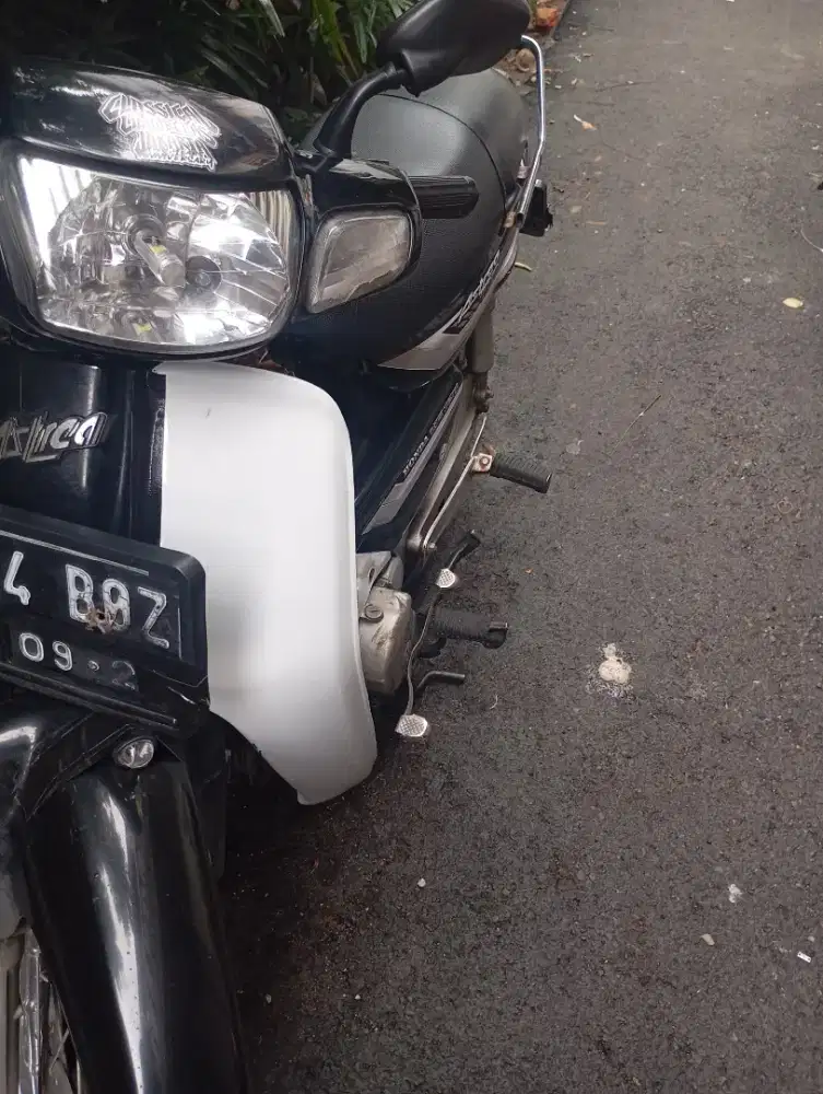 Jual motor astrea legenda thn 2003