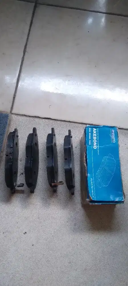 Kanvas rem / brake pad Akebono Innova