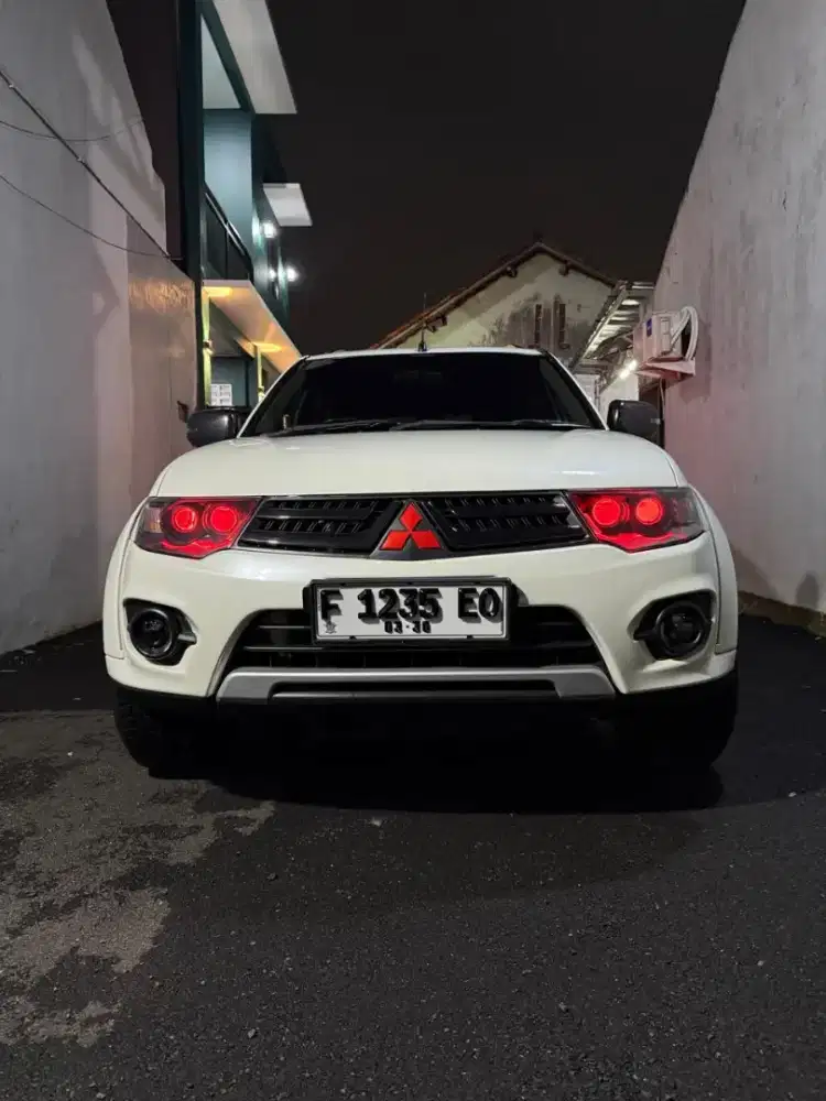 MITSUBISHI PAJERO SPORT 2.5E TAHUN 2014