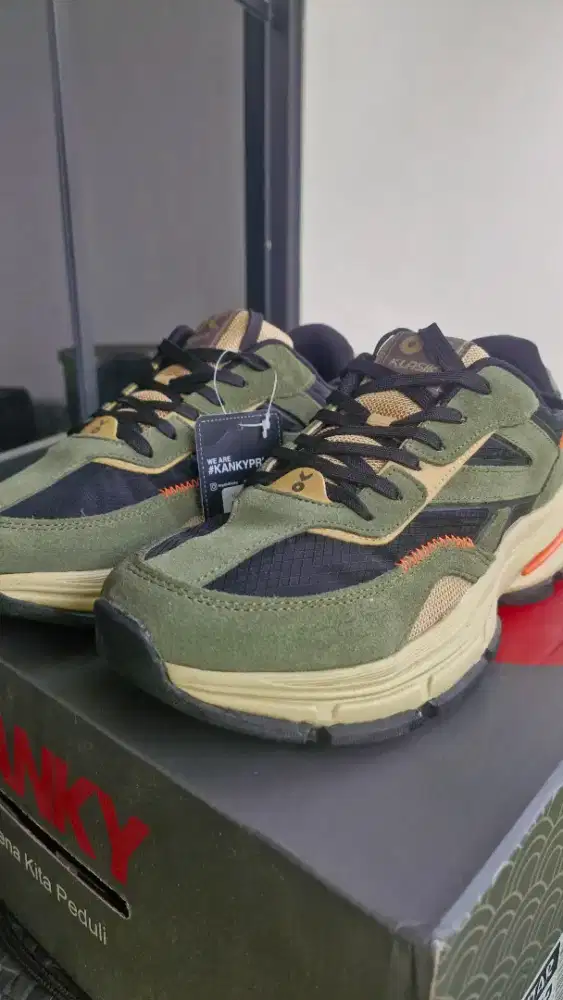 (New in Box) Sepatu Kanky Roadstar Uk. 42