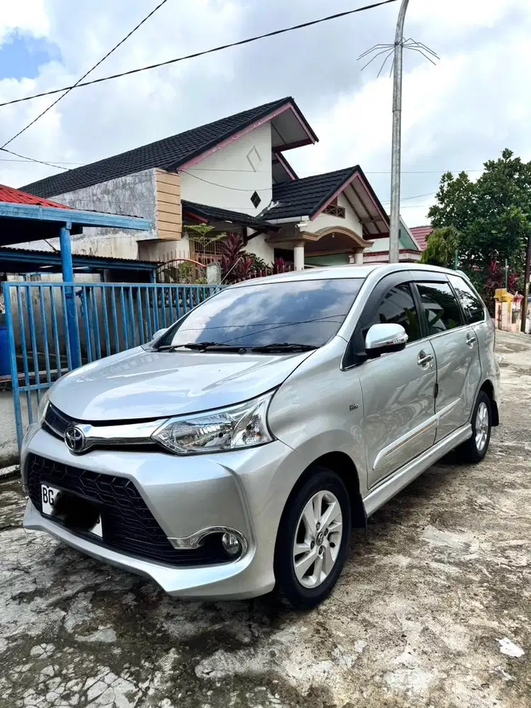 Avanza Veloz 1.3 AT Matic tahun 2016 Akhir