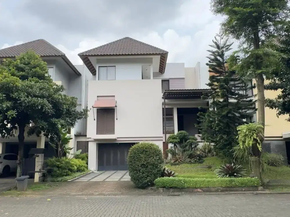 Dijual Rumah 3 Lantai Split Level Cluster De Heliconia De Park BSD City