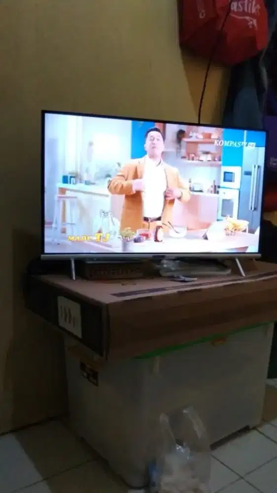 TV Coocaa 32 Inch Smart TV Digital Mulus